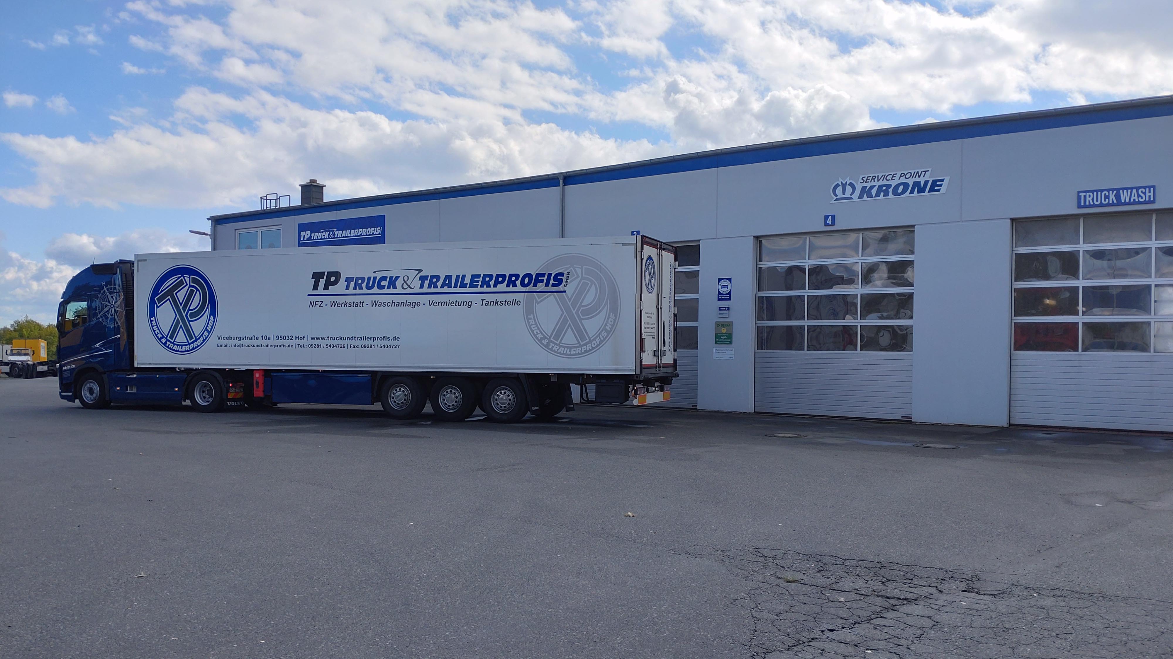 Lkw und Trailer mieten von den TP Truck & Trailerprofis Hof